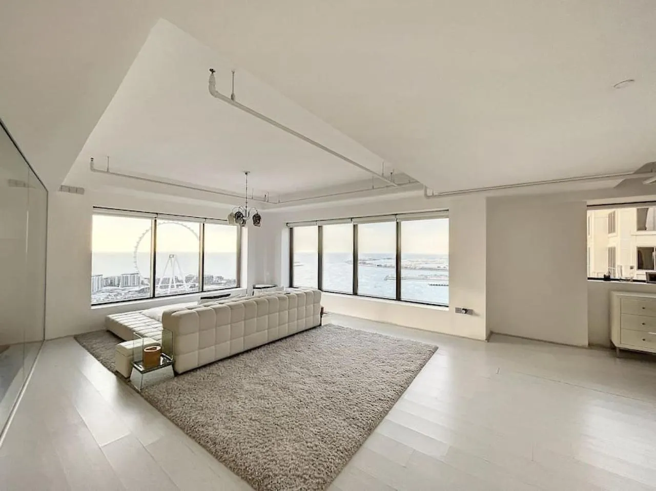 Lägenhet Rimal 3 - Incredible Two Bedroom Dubai Förenade Arabemiraten