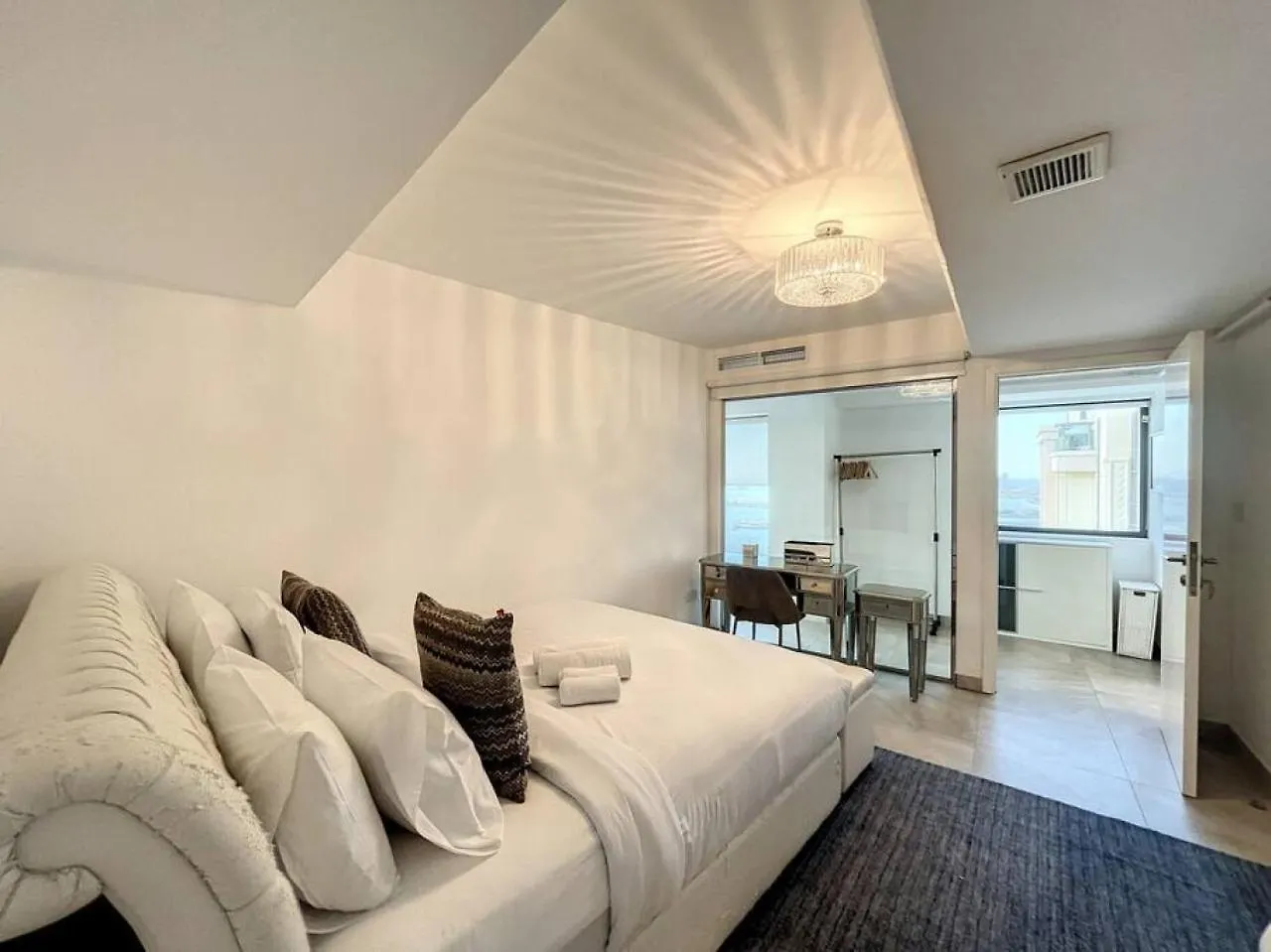 Апартаменты Rimal 3 - Incredible Two Bedroom Дубай